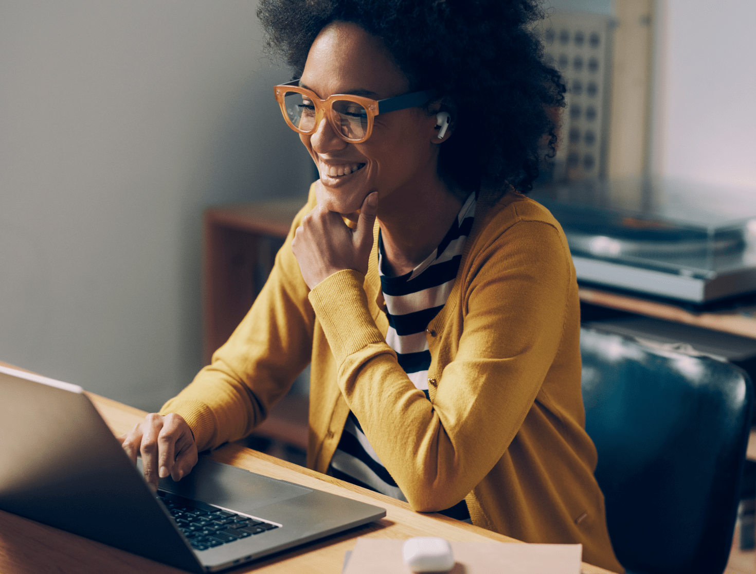 Woman with a laptop